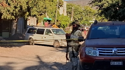 Gatilleros asesinan a balazos a motociclista en la 5 de Febrero en Culiac&aacute;n