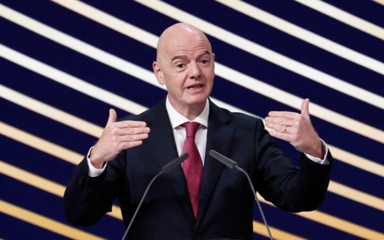 &iexcl;Crece la presi&oacute;n! Pa&iacute;ses n&oacute;rdicos piden la salida de Infantino de la FIFA