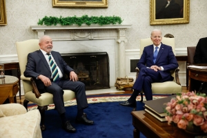 Joe Biden y Lula da Silva se re&uacute;nen en la Casa Blanca con el compromiso de defender la democracia
