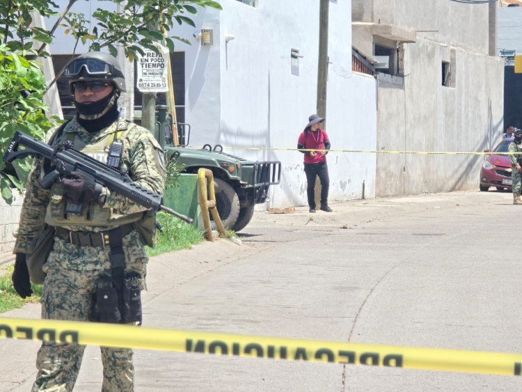 Un hombre es ejecutado de varios tiros en la banqueta de las calles de Villa Bonita, al Sur de Culiacán