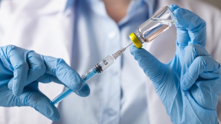Todos los voluntarios que recibieron la vacuna rusa contra el covid-19 desarrollaron inmunidad