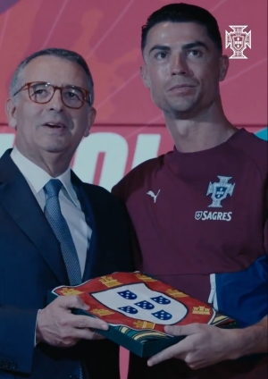 Presidente de Portugal pide a su selecci&oacute;n ganar el trofeo que falta antes de partir al Mundial