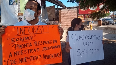 Bajo el argumento de una cesi&oacute;n el Infonavit despoja casas en Sinaloa, aseguraron manifestantes