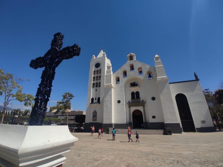 Separan a sacerdote mexicano por pederasta