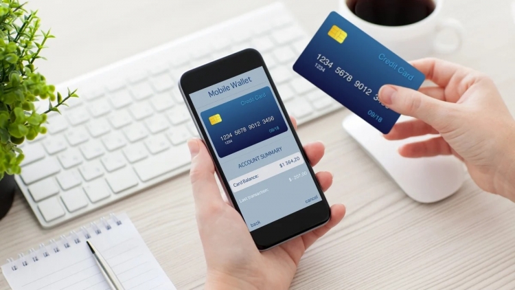Usuarios, obligados al “modo ubicación” al realizar transferencias, depósitos y pagos en sus móviles