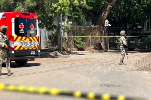 Chofer de auto es asesinado a balazos en la Colonia Vicente Lombardo Toledano, en Culiac&aacute;n