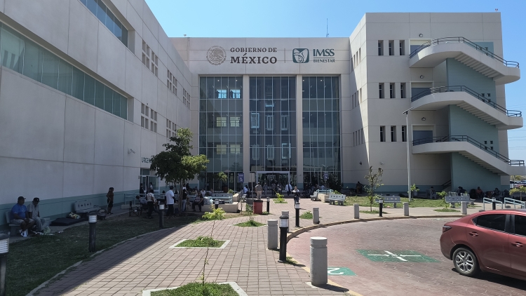 Secretaría de Salud beneficia a 253 trabajadores de alto riesgo