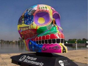 Calaveras mexicanas llegan a Madrid &iexcl;Gran exposici&oacute;n llena de color!
