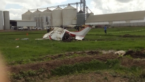 Se desploma avioneta en La Cofrad&iacute;a, Navolato: 3 muertos