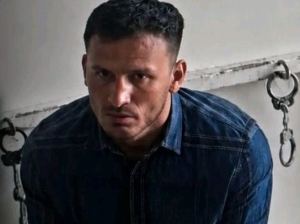 Detienen en Culiac&aacute;n a Omar Ch&aacute;vez, hijo de la leyenda del Boxeo JC Ch&aacute;vez, por violencia familiar; lo trasladan al Penal de Aguaruto