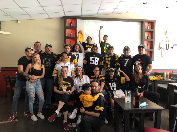 Sufrido regreso del club oficial de Steelers Nation Sinaloa