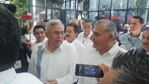 Durante su visita a Culiac&aacute;n, descarta Ad&aacute;n Augusto renunciar a la SeGob en el corto plazo