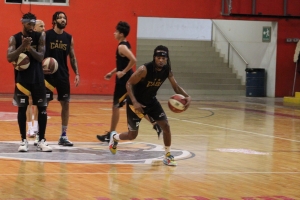 Caballeros-&Aacute;guilas UAS en el Polideportivo,hoy